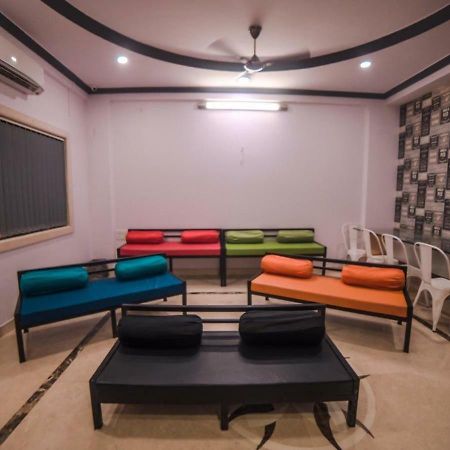 Happinest - The Backpacker'S Hostel Mumbai Exterior foto