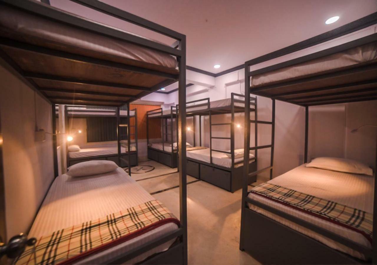 Happinest - The Backpacker'S Hostel Mumbai Exterior foto